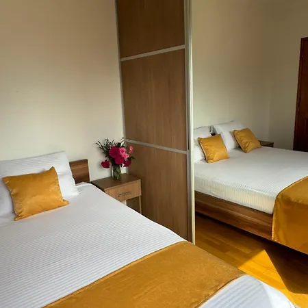 Prázdninový dům Sarajevo Flower Garden