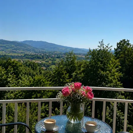 בית נופש Sarajevo Flower Garden - Entire House & Private Garden